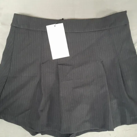 ZARA SKIRT IN DARK NAVY SIZE SMALL