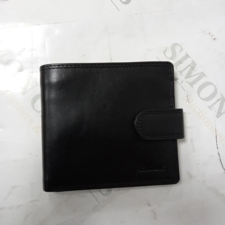BOXED ASHWOOD HERITAGE WALLET - BLACK. 