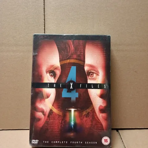THE X-FILES: THE COMPLETE FOURTH SEASON - DVD BOX SET