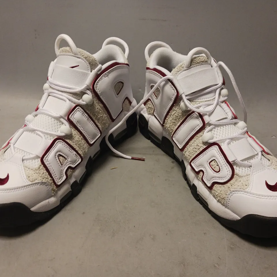 PAIR OF NIKE AIR SHOES IN WHITE/RED UK SIZE 7.5