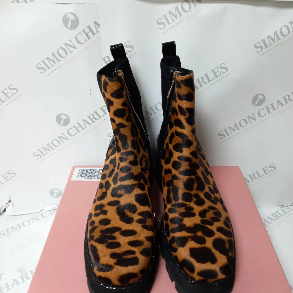 BOXED MODA IN PELLE GERRI EMBELLISHED SQUARE TOE CHELSEA BOOT - LEOPARD - SIZE 7. 