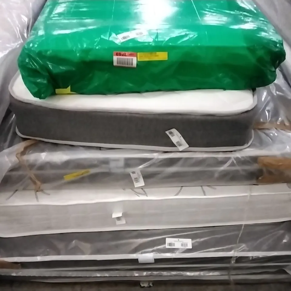 STACK OR APPROXIMATELY 5 ASSORTED MATTRESSES