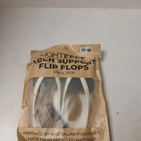LIGHTFEET ARCH SUPPORT THONG – WHITE, UK 6 (EU 39) – IN ORIGINAL PACKAGING