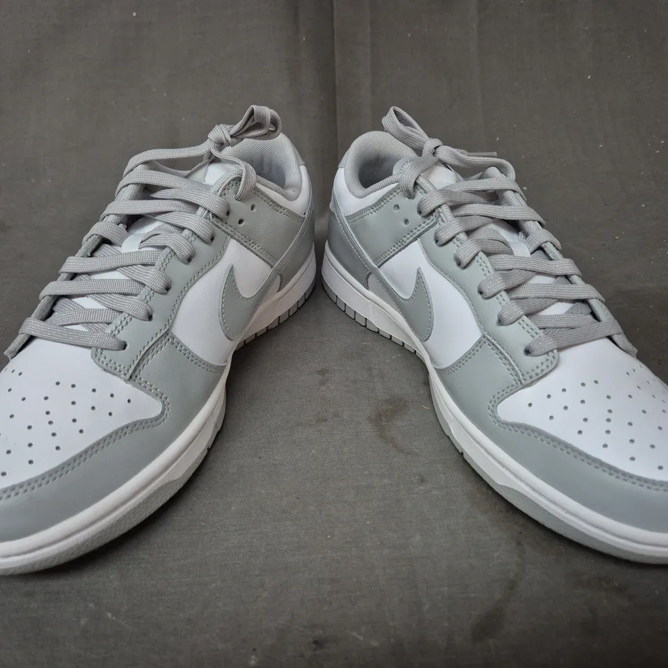 BOXED PAIR OF NIKE DUNK LOW RETRO SHOES IN GREY/WHITE UK SIZE 8