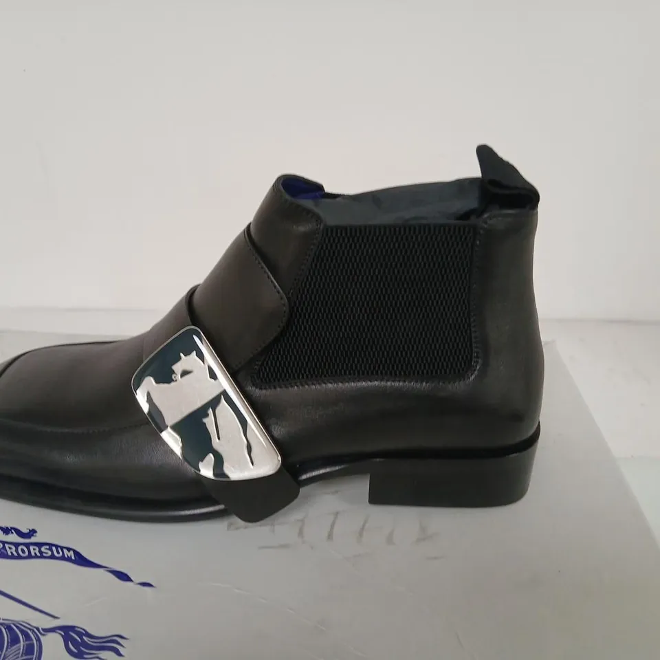 BURBERRY BLACK LEATHER BOOT WITH BUCKLE STRAP – MEN'S, UK 11 (EU 45)