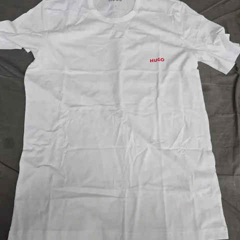 HUGO WHITE COTTON T‑SHIRT – SIZE M