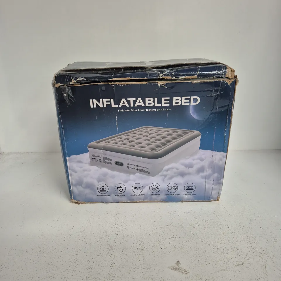 QUEEN AIR BED – INFLATABLE AIR MATTRESS WITH BUILT-IN PUMP (PVC WITH FLOCKED TOP)