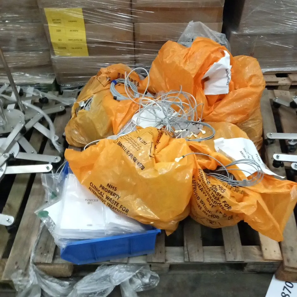 PALLET OF ASSORTED COMPONENTS FOR PLUM 360 PATIENT MONITORS