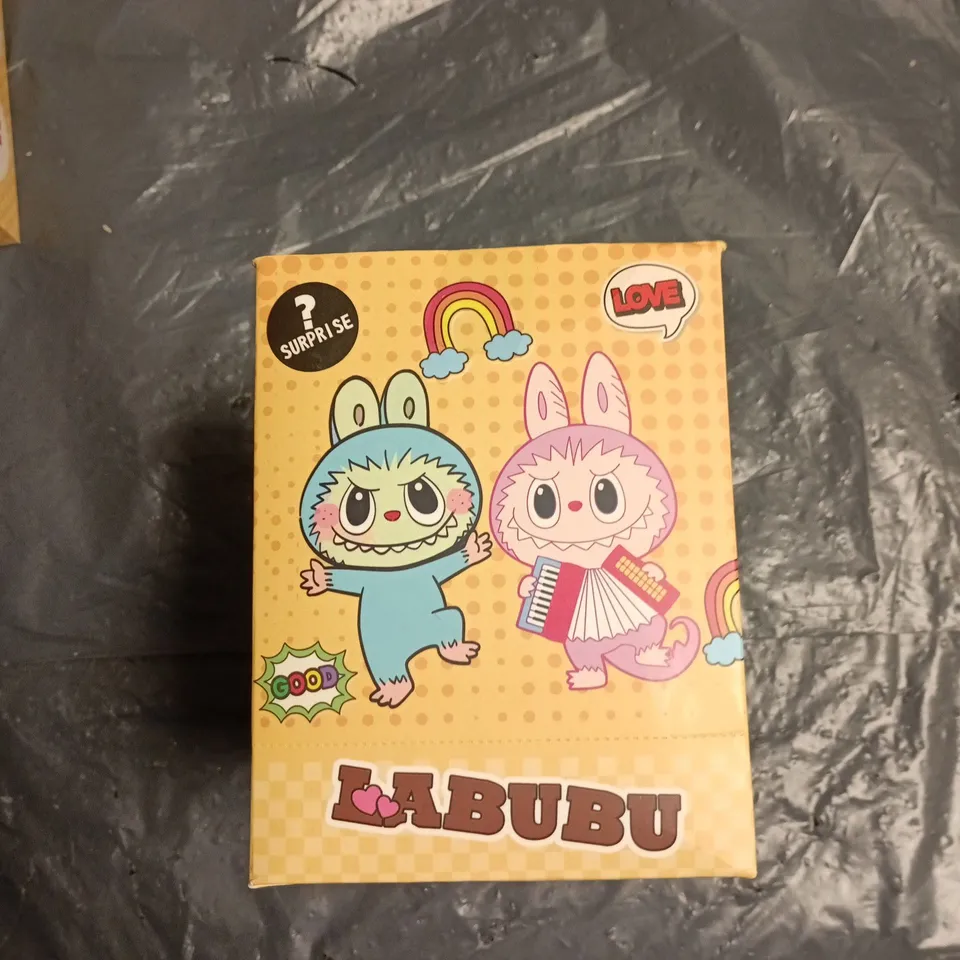 LABUBU BOXED TOY PACKAGING – LABUBU CHARACTERS KEYRING CHARMS 