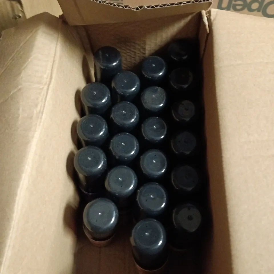 BOX OF APPROXIMATELY 20 ASSORTED MATRIX BLOW DRY TEMP COLOUR 