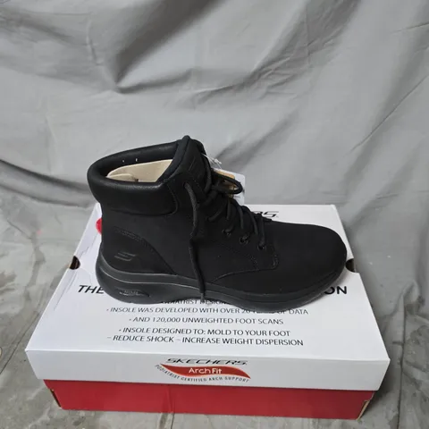 SKECHERS ARCH FIT BOOTS – BLACK LEATHER, ANKLE BOOT SIEZ 6