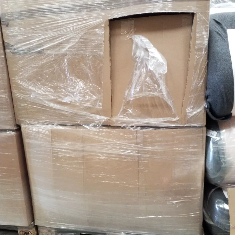 PALLET CONTAINING ASSORTED BEAN BAGS, PILLOWS, YOGA MATS & AIR LOUNGERS