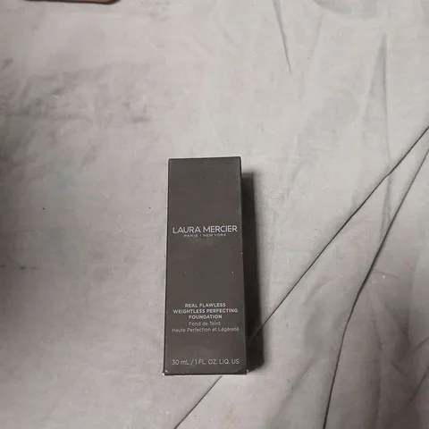 LAURA MERCIER REAL FLAWLESS WEIGHTLESS PERFECTION FOUNDATION β 30 ML