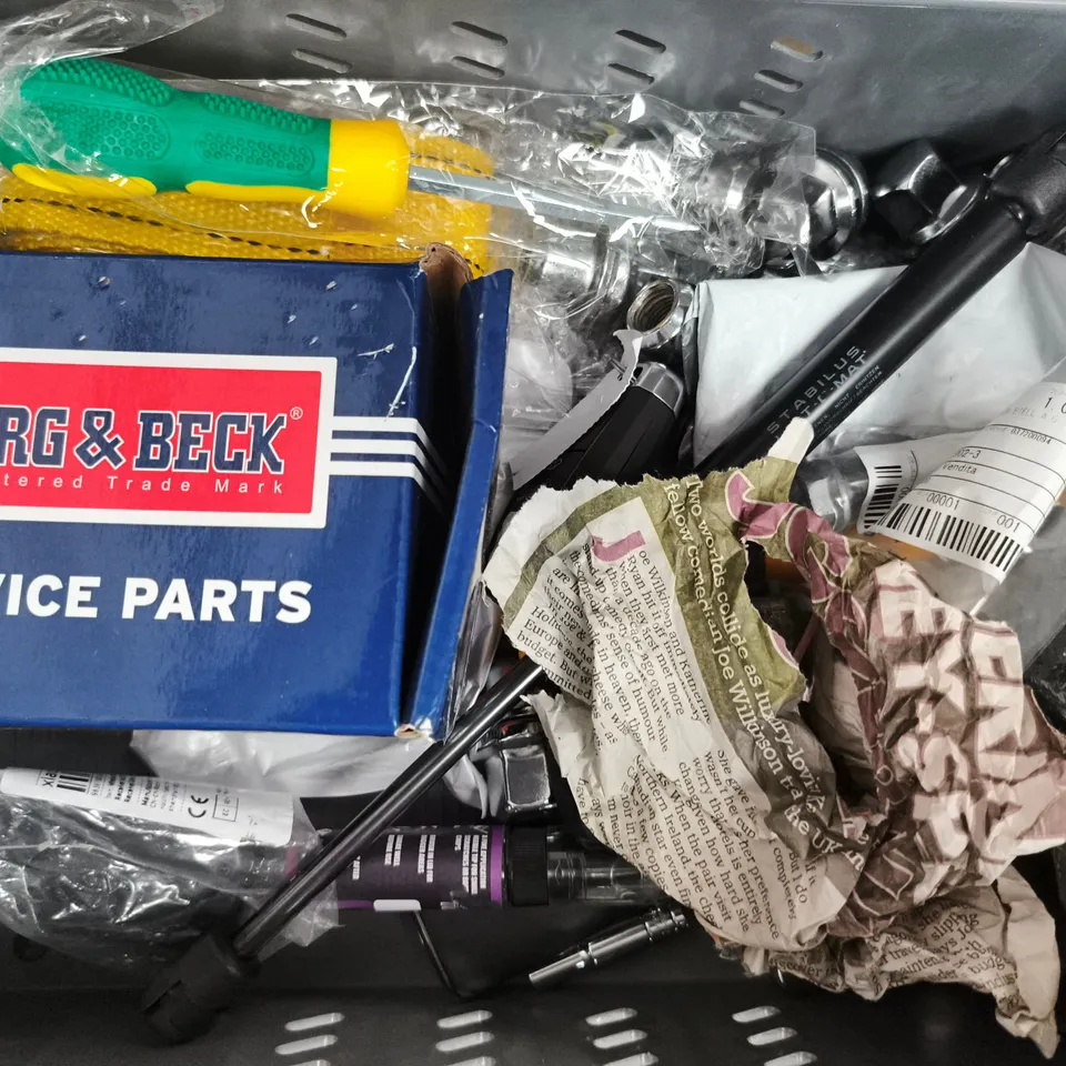 APPROXIMATELY 10 ASSORTED ITEMS TO INCLUDE OGAS GLASS EMULSION, BICYCLE PEDAL, ETC