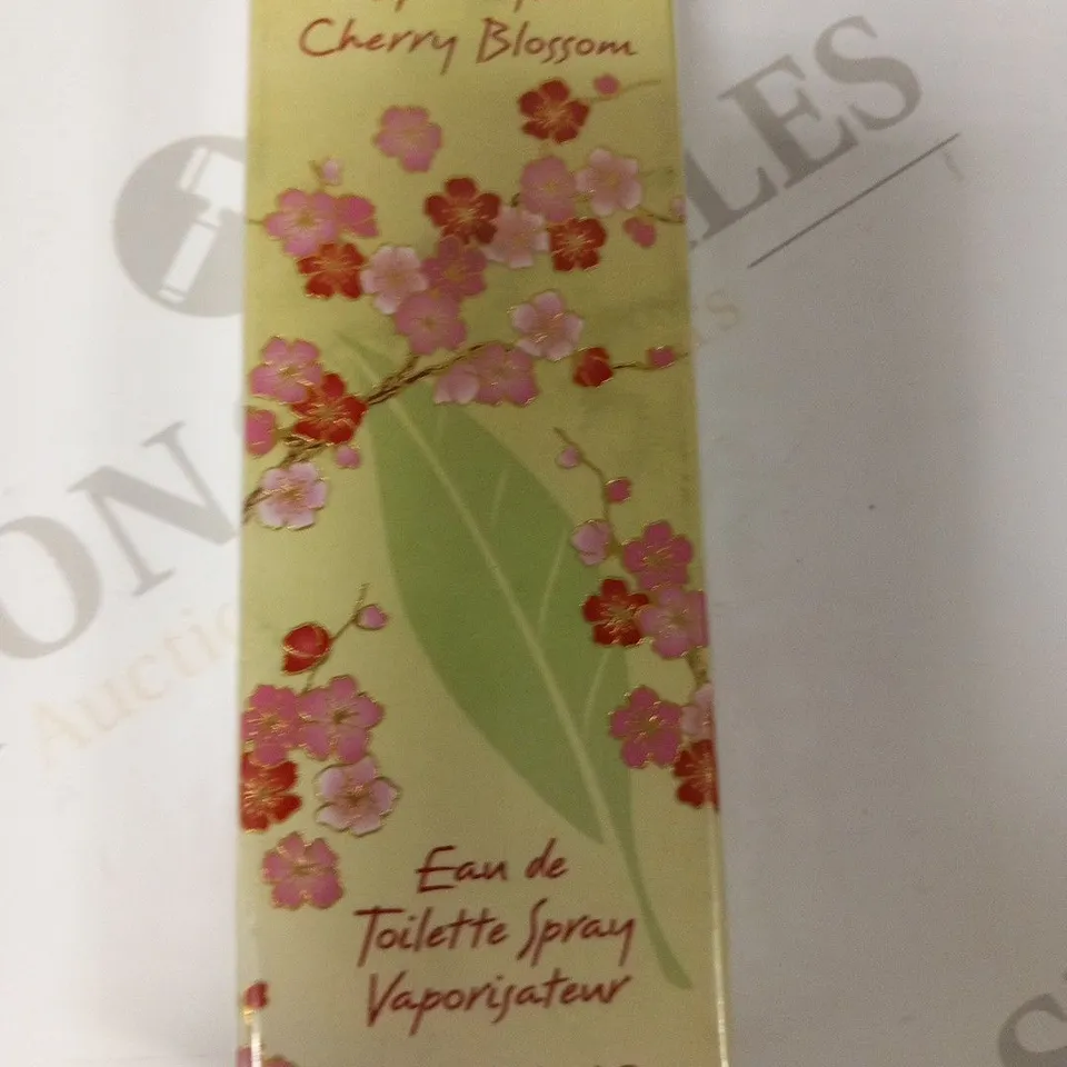 3 BOXED ELIZABETH ARDEN GREEN TEA CHERRY BLOSSOM EAU DE TOILETTE SPRAY 50ML