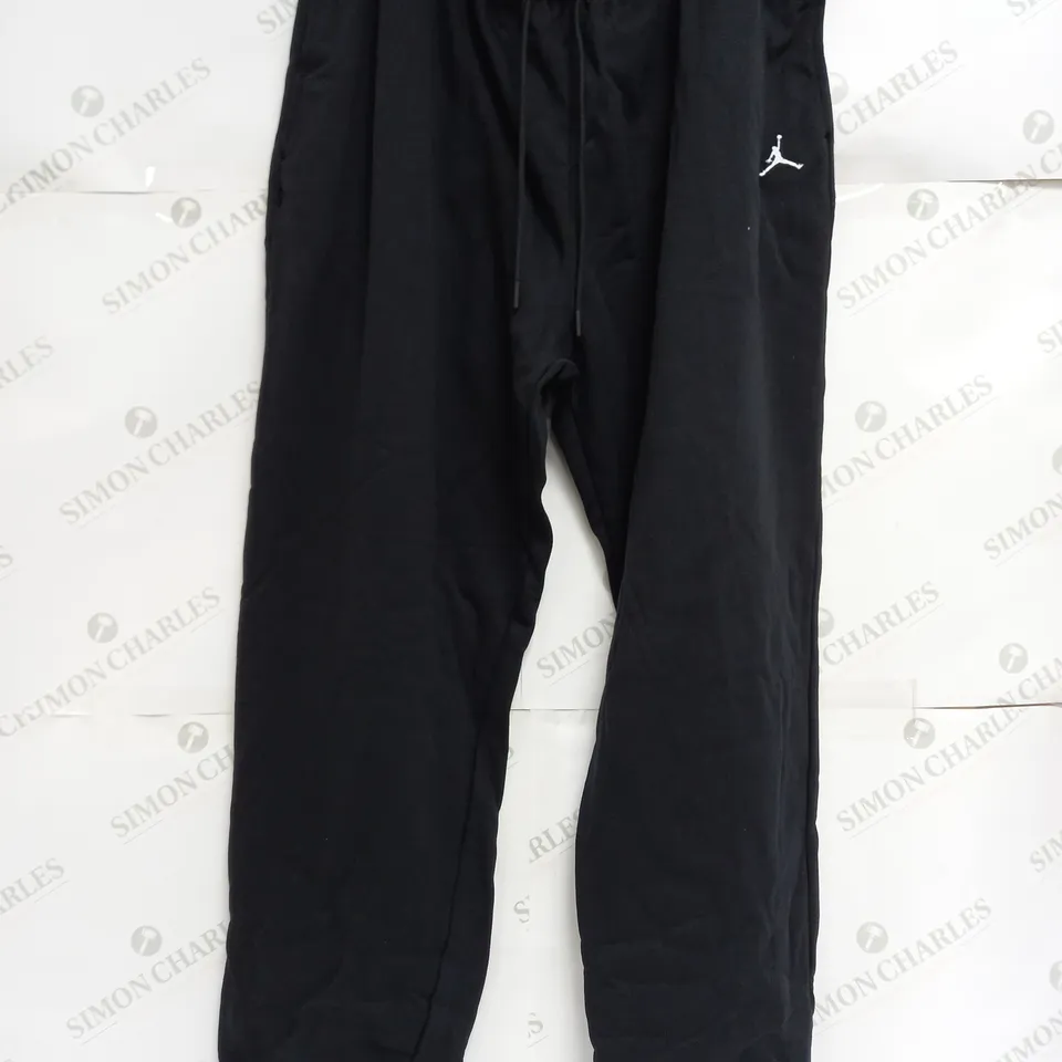 NIKE AIR JORDAN ESSENTIAL SWEAT PANTS IN BLACK - XL