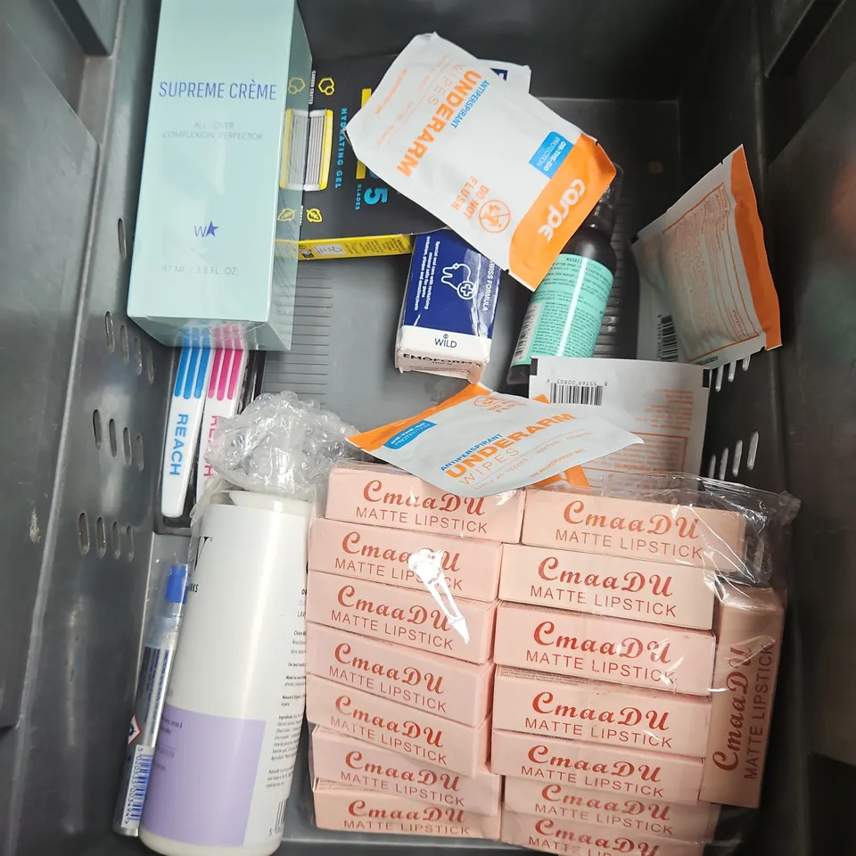 APPROXIMATEY 20 HEALTH AND BEAUTY PRODUCTS TO INCLUDE - RIMMEL THRILL SEEKER MASCARA - AVEENO BABY WASH - DOVE BODY WASH - ETC