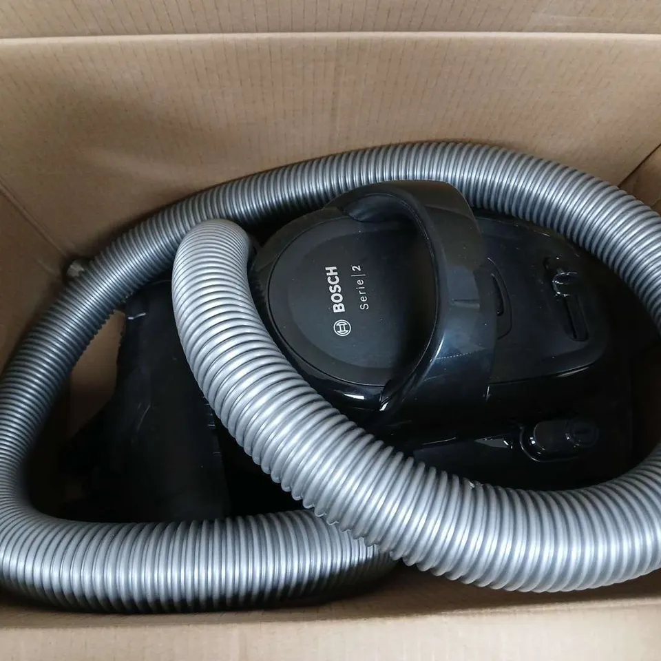 BOSCH SERIES 2 BAGLESS VACUUM CLEANER – BOXED