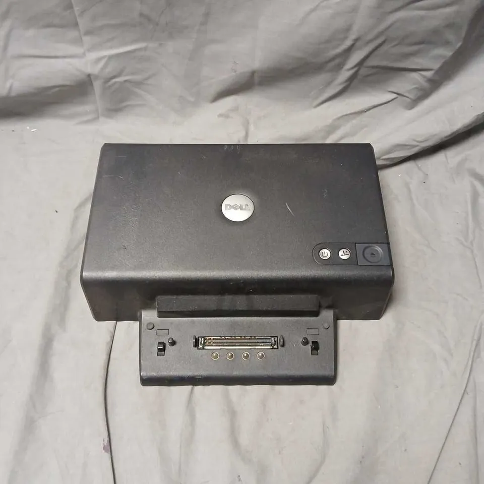 DELL PD01X DOCKING STATION (D/DOCK)