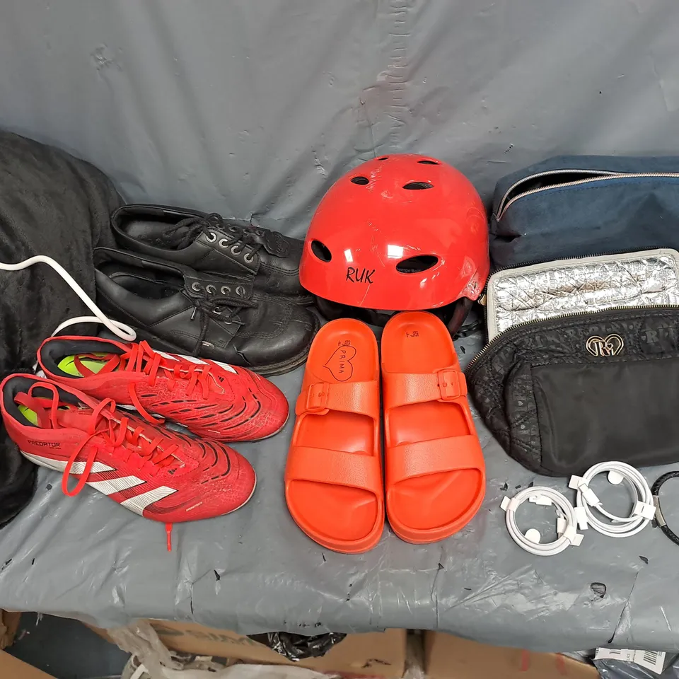 APPROXIMATELY 20 ASSORTED DAMAGED HOUSEHOLD GOODS TO INCLUDE SHOES, JEWELLERY, HEATED BLANKET, AND COSMETIC BAGS ETC.