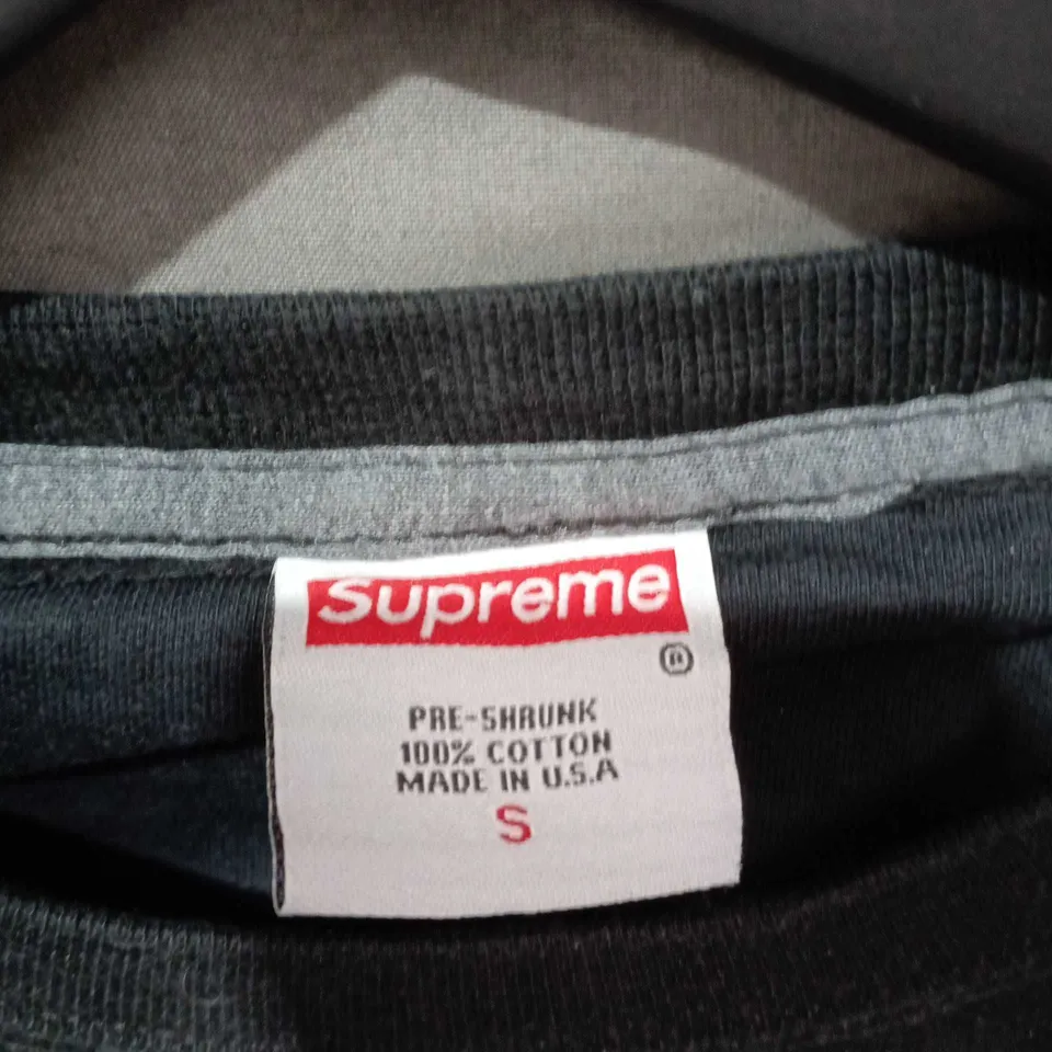 SUPREME SWEATSHIRT – BLACK WITH BLUE PANELS, SIZE S (MADE IN USA) 