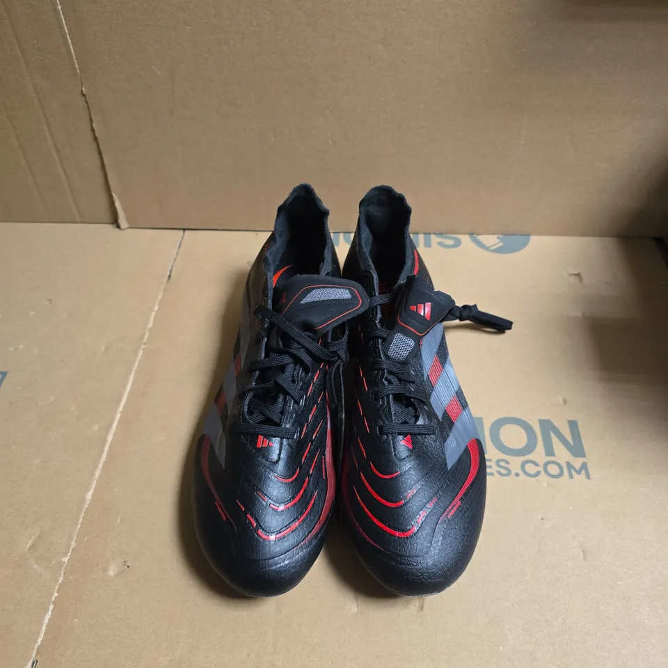 ADIDAS PREDATOR LEAGUE FOOTBALL BOOTS - UK SIZE 10