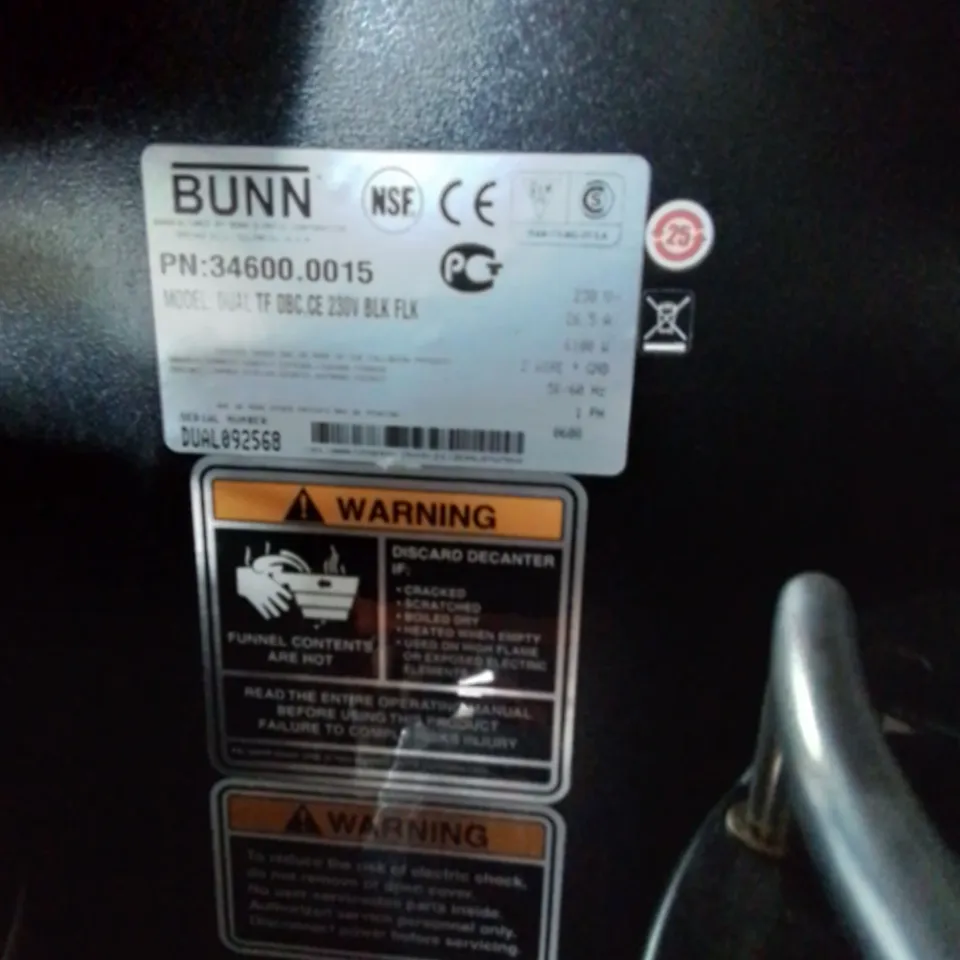 BUNN DUAL TF COMMERCIAL COFFEE BREWER WITH TWIN URNS