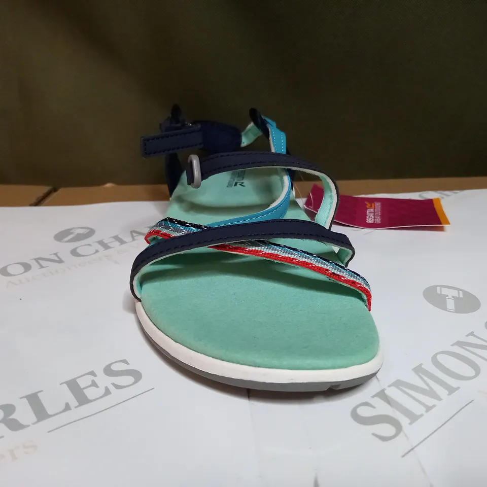 REGATTA LADY SANTA ROMA SANDALS SIZE 6