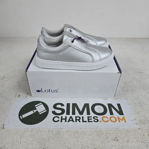 BOXED PAIR OF LOTUS LEON TRAINERS IN SILVER COLOUR - EU 37