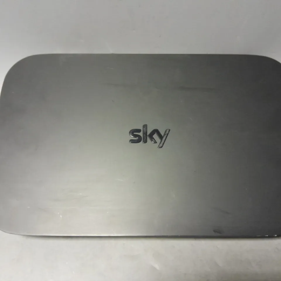 SKY Q BOX ES240 2TB SATELLITE RECEIVER