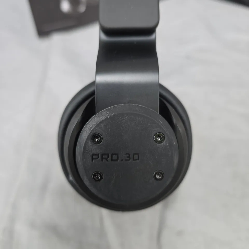 BRAND NEW BOXED MUNITIO PRO.30 WIRELESS HEADPHONES – BRUSHED BLACK 2AQPX-PRO30
