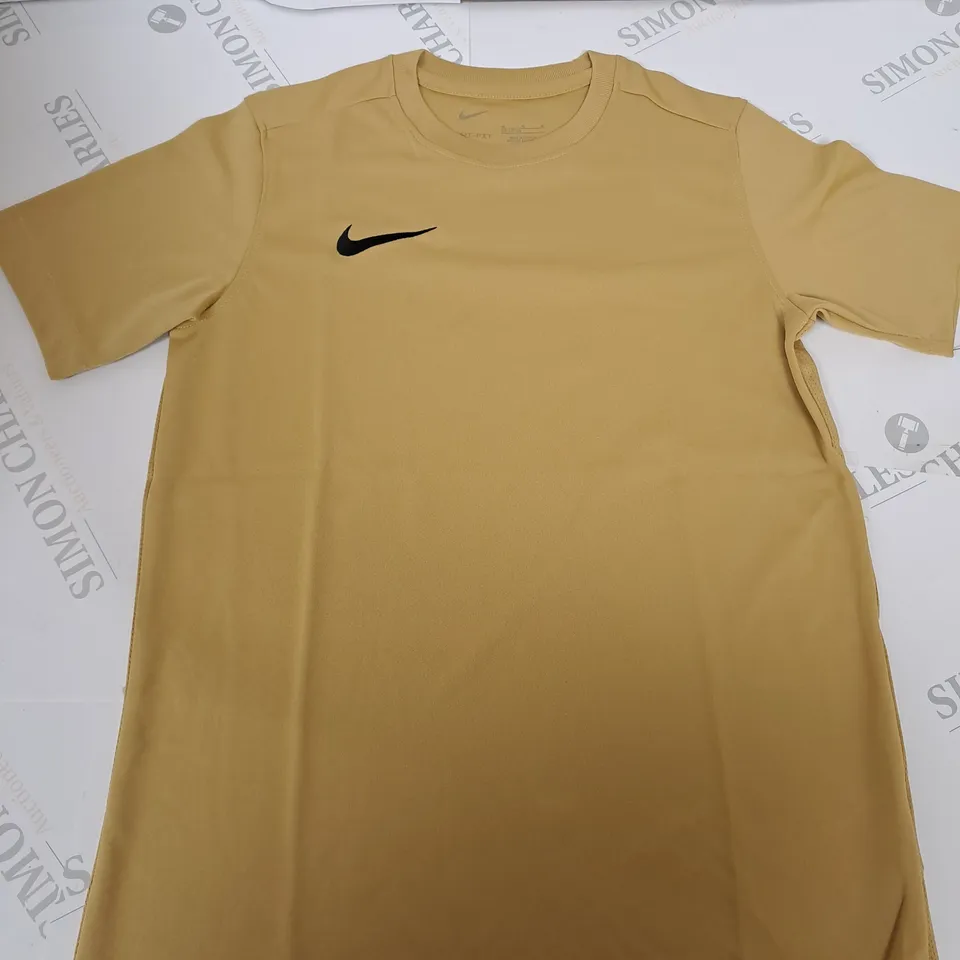 NIKE DRI-FIT CASUAL T-SHIRT SIZE M - KIDS