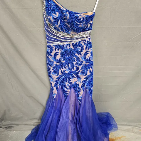 PANOPLY SEQUIN AND LACE PATTERN OCCASSIONAL DRESS - SIZE 6