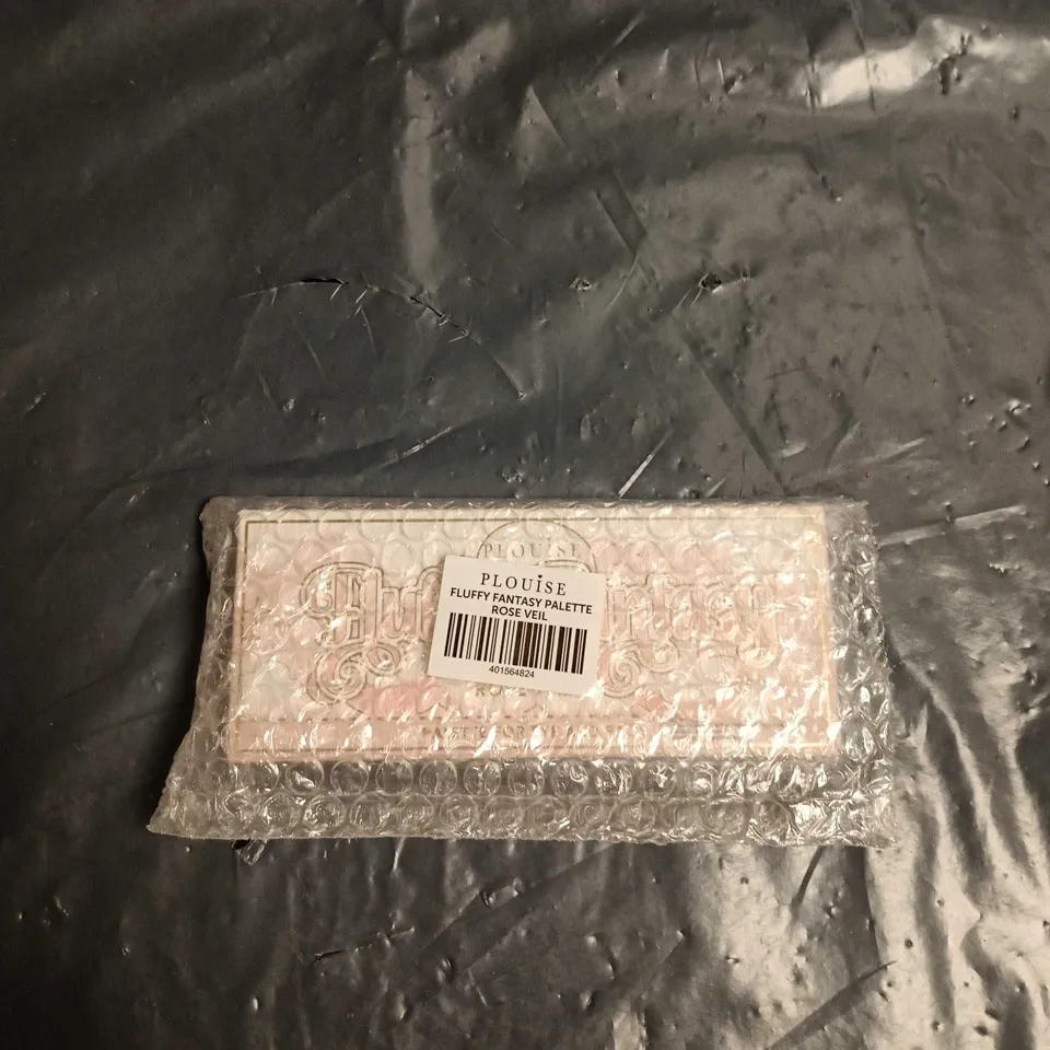 PLOUISE COSMETICS BUNDLE: FLUFFY FANTASY PALETTE ROSE VEIL, FLUFFY JELLY COSMETIC BASE, LIP AGE LIP PRODUCT, BAD BITCH ENERGY JUICE SOUR SLUSH