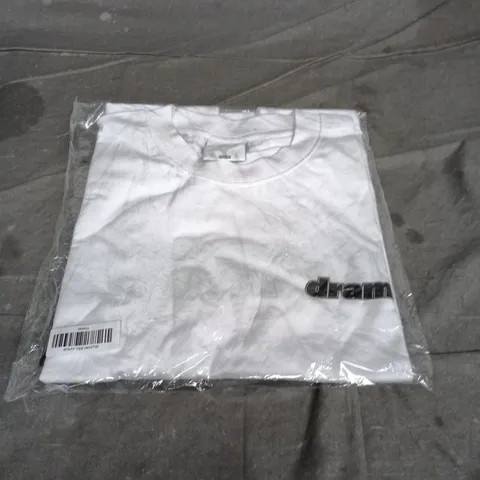 DRAMA STAFF TEE IN WHITE SIZE S