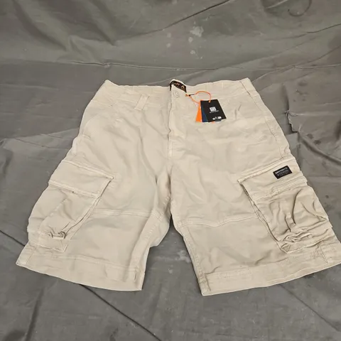 SUPERDRY CORE CARGO SHORTS IN SAND SIZE 34"