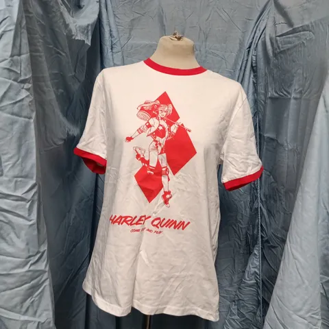 HARLEY QUINN DC COMICS T‑SHIRT – WHITE WITH RED TRIM, MEDIUM (M)