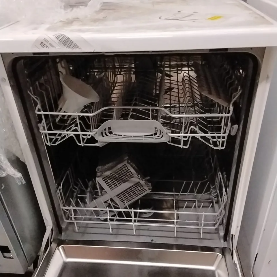 SERIES 2 FREE-STANDING DISHWASHER 60 CM WHITE
SMS26AW08G
