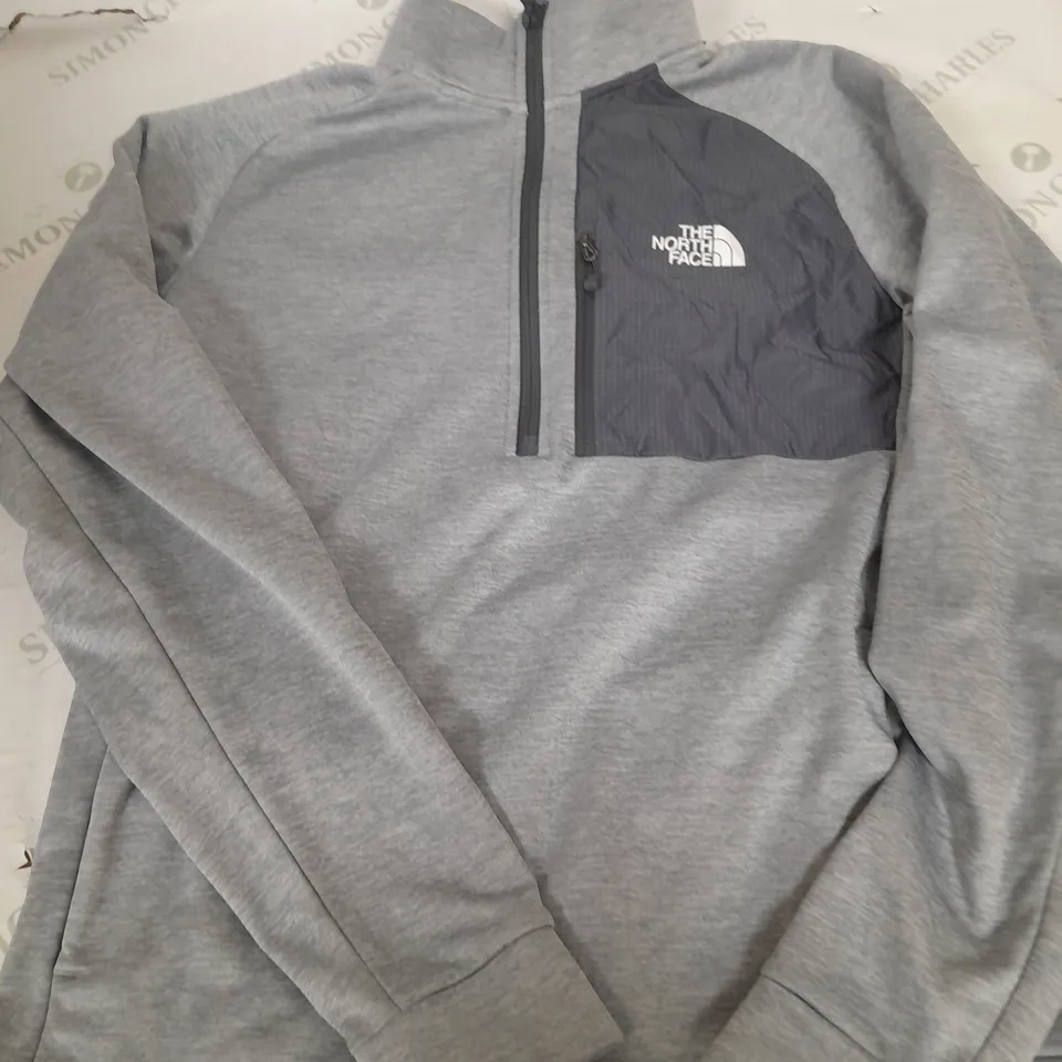 THE NORTH FACE GREY QUARTER ZIP IN GREY - LARGE