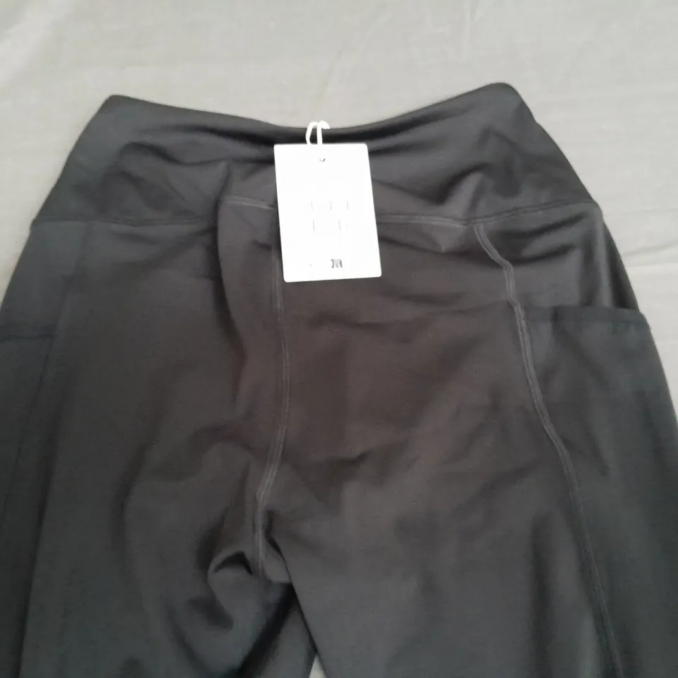 GYMSHARK POCKET LEGGINGS IN BLACK - S BODY FIT