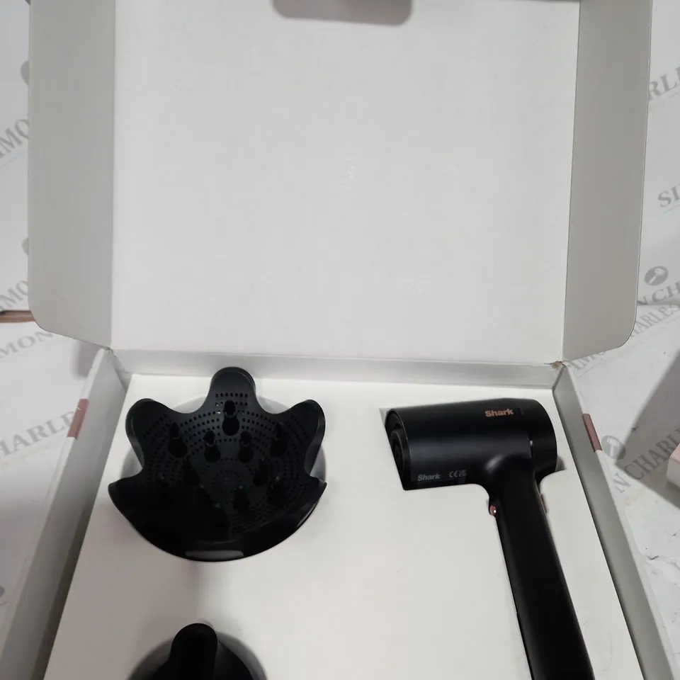 SHARK STYLE IQ IONIC HAIR DRYER & STYLER HD110UKQ