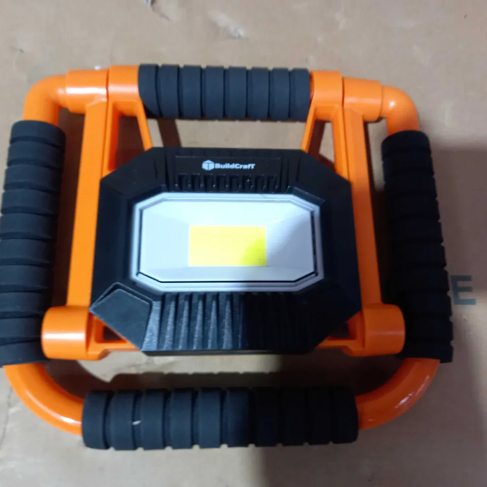 BUILDCRAFT 10W RECHARGABLE WORK LIGHT