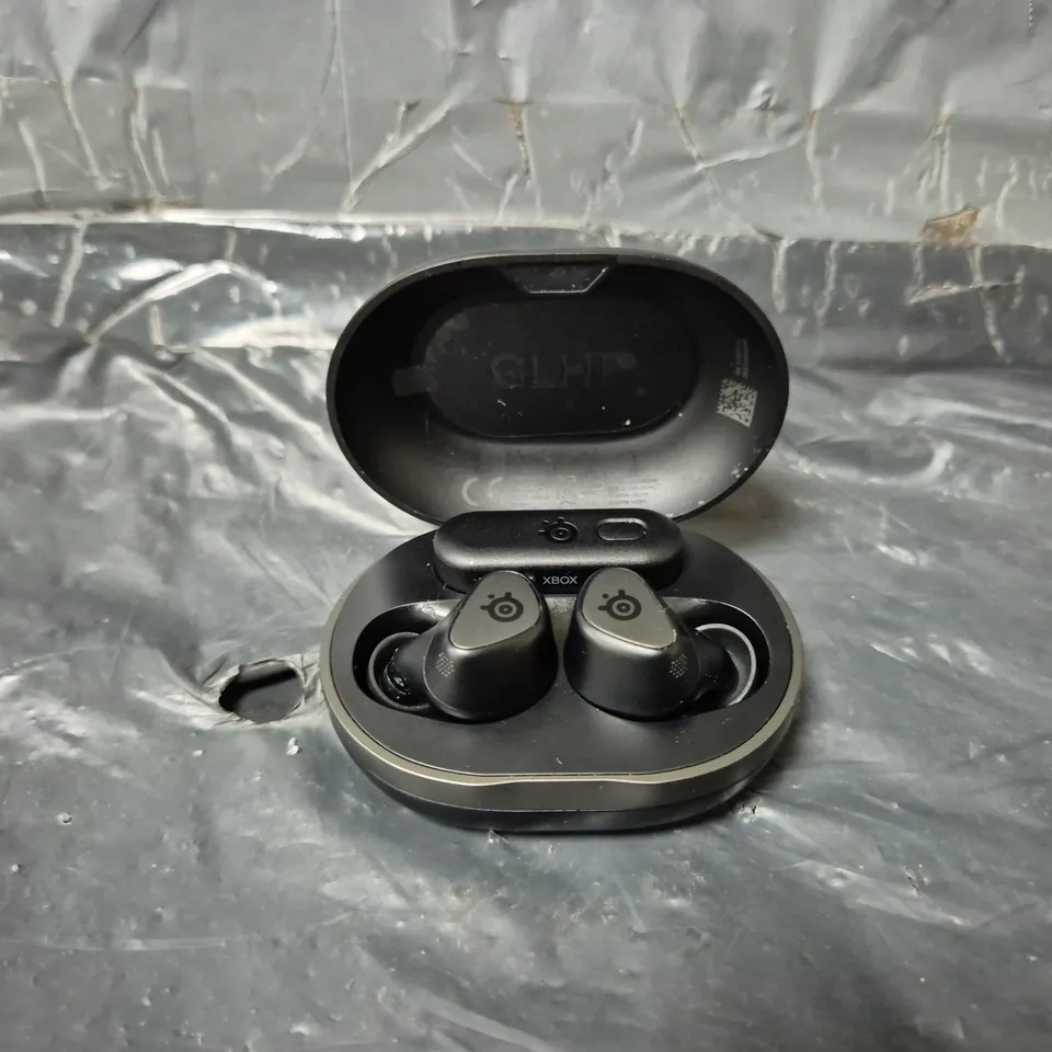 STEELSERIES ARCTIS GAMEBUDS IN BLACK