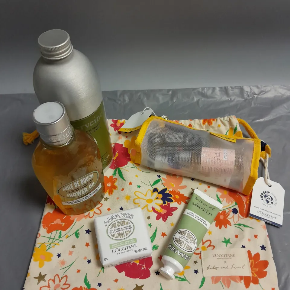 L'OCCITANE BATH, SHOWER & BODY GIFT SET