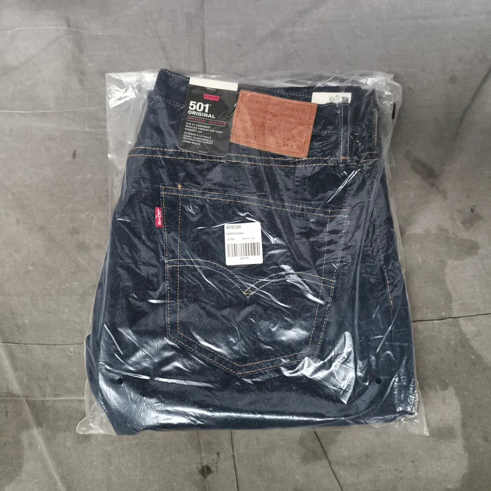 BAGGED LEVI'S 501 ORIGINAL JEANS IN DARK BLUE SIZE 34/32