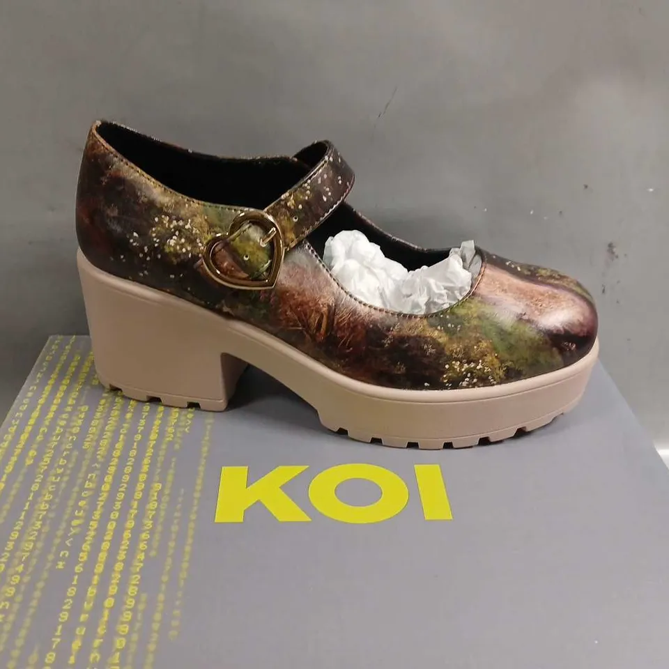 BOXED KOI TIRA MARY JANES OPHELIA EDITION SIZE 6