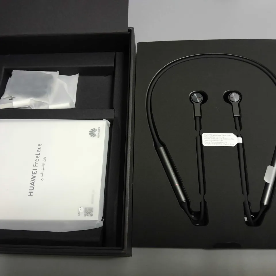 BOXED HUAWEI FREELACE HIPAIR EARPHONES