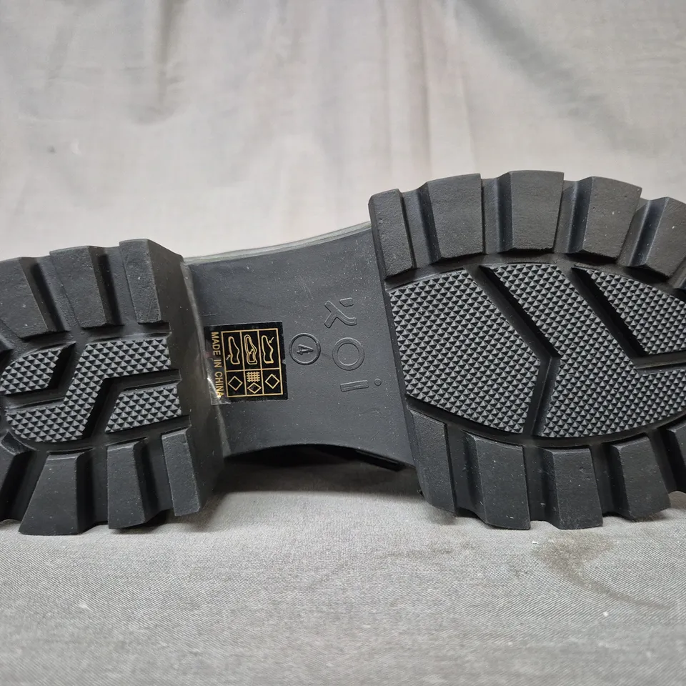BOXED PAIR OF KOI BANSHEE FALLOUT CYBER BOOTS IN BLACK UK SIZE 4