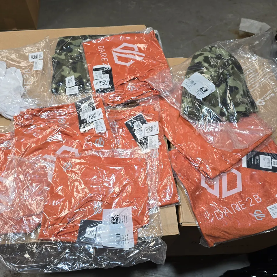 LOT OF APPROXIMATELY 19 ASSORTED BRAND NEW REGATTA AND DARE2BE CLOTHING ITEMS