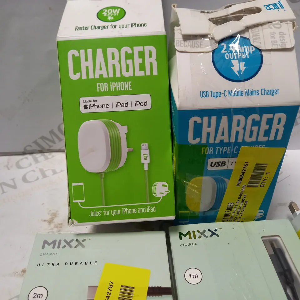 LOT OF FIVE TO INCLUDE MIXX TYPE C TO USB CABLES , ETC